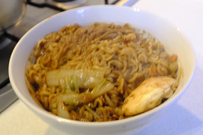 Ramen with sauce